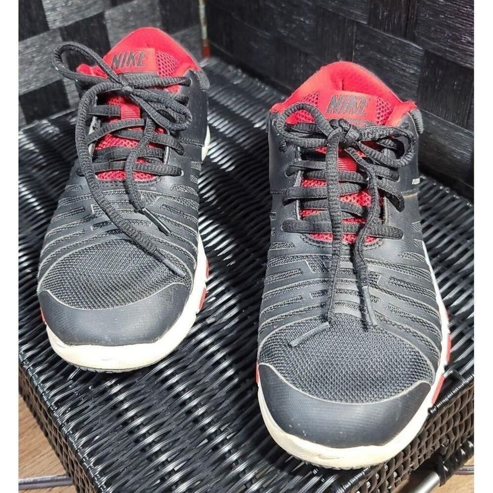 Nike Flex Show Youth‎ 4.5 black with red